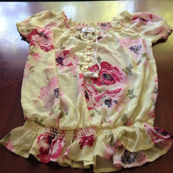 Abercrombie and Fitch Flower Blouse!