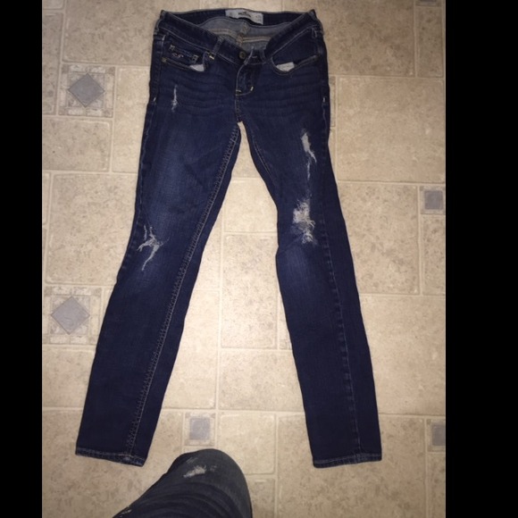 Hollister jeans size 3