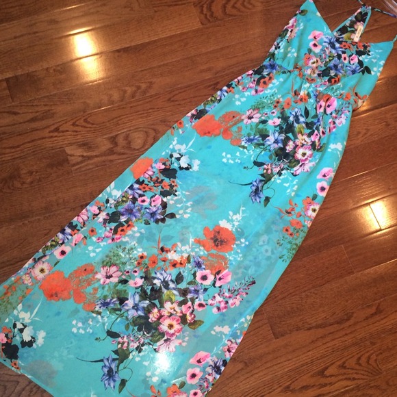 ✨SOLD✨Floral Maxi