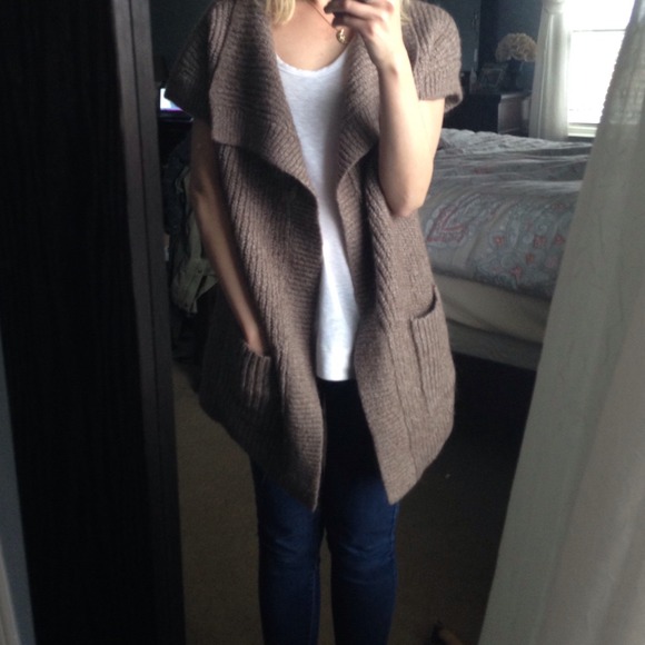 Ann Taylor Sweaters - Ann Taylor oversized sweater