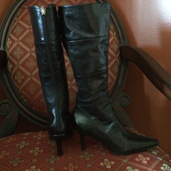 Bundle😊Boots and Card Wallet