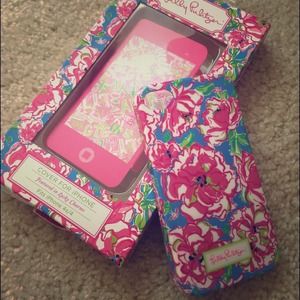 Glossy Lilly Pulitzer iPhone 4/4s Case!✨