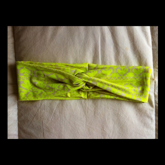 Bright yellow turban!