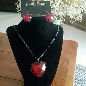 Brand New Park Lane Necklace & Earrings  ❤