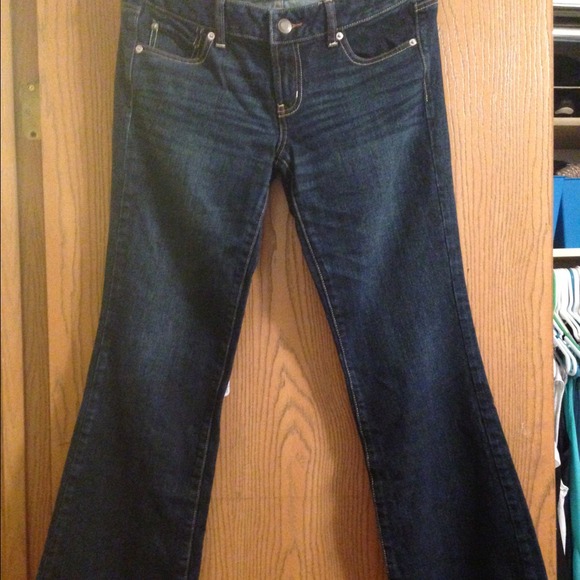 American eagle, flare denim jeans