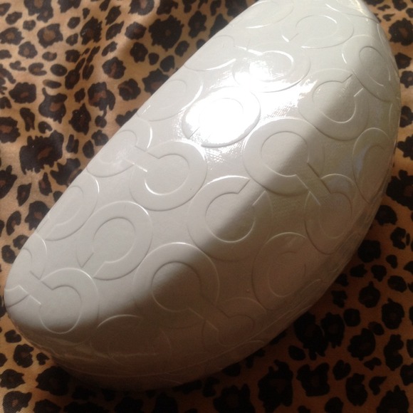 Coach Signature sunglasses case with cloth - Picture 1 of 2