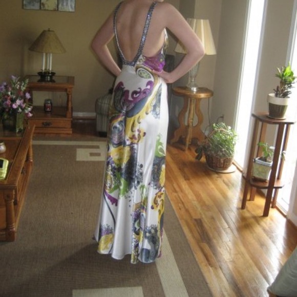 Cache dress