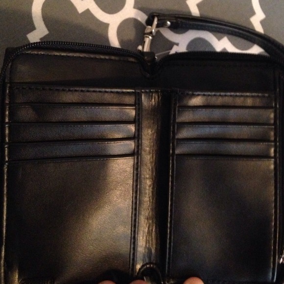 COACH park universal zip wallet - Picture 4 of 4