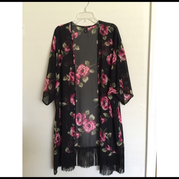 ❌SOLD❌Kimono| red roses