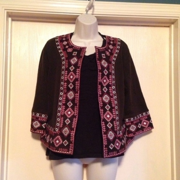 Cute embroidered bolero jacket
