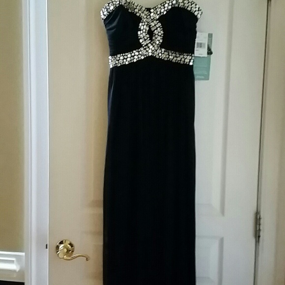 NWT $25 PROM STRAPLESS EMBELLISHED CUTOUT DRESS - Picture 4 of 4