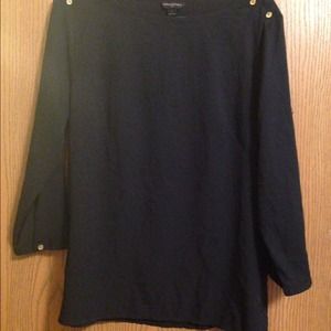 Quarter-length navy Banana Republic top