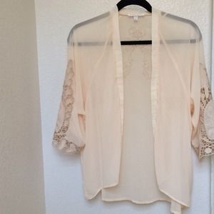 Light pink kimono