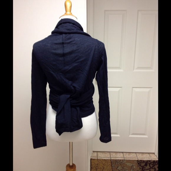 Sweater - Picture 3 of 3