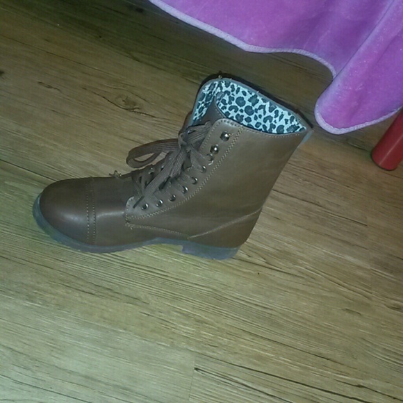 Boots combat - Picture 2 of 3