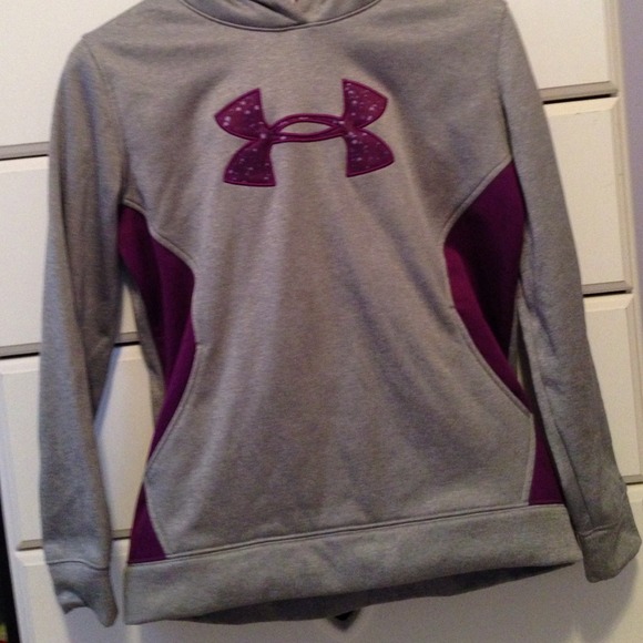 YXL Under Armour Hoodie