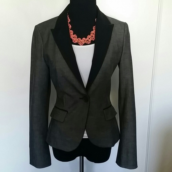 *SOLD* Grey with black collar blazer from Express