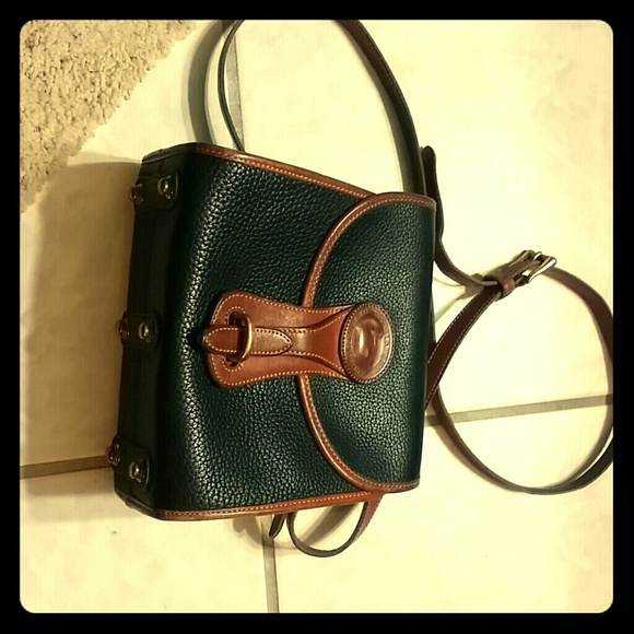 Dooney & Bourke Handbags - Reduced!!! DOONEY & BOURKE PURSE