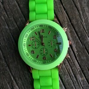 Women's Geneva silicone watch