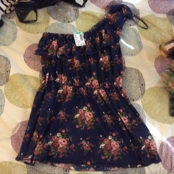 Papaya Dresses & Skirts - Navy Ctop . Brand new. Sitting in my closet.