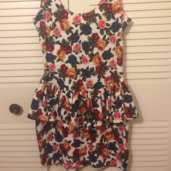 Forever 21 Dress - Picture 3 of 3