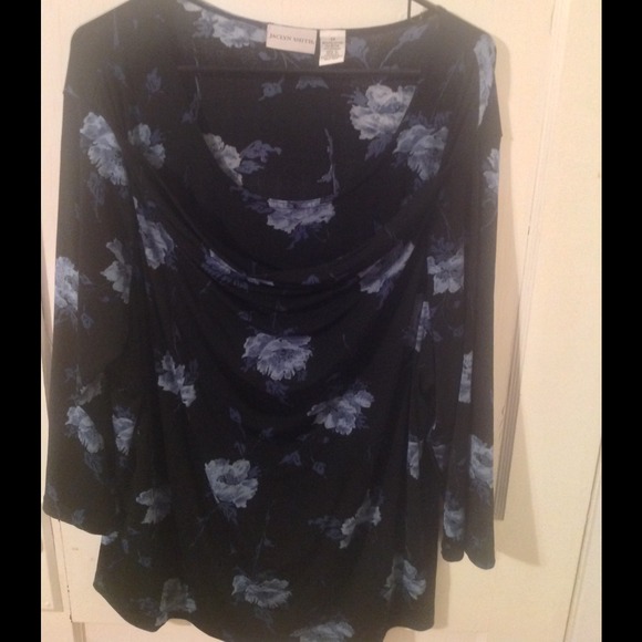 Navy blue top with flowers