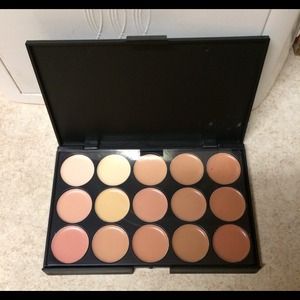 Concealer palette