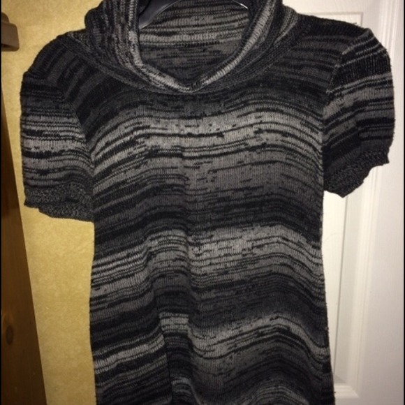 Black sweater/turtleneck