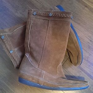 Minnetonka calf hi suede boots