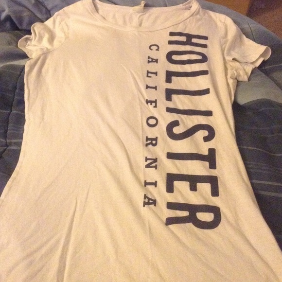 Hollister shirt