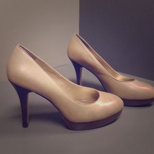 Antonio Melani pumps. Great condition. Size 7.5