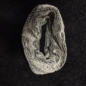 Steve Madden faux fur infinity scarf