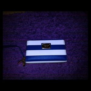 Michael kors iphone wallet
