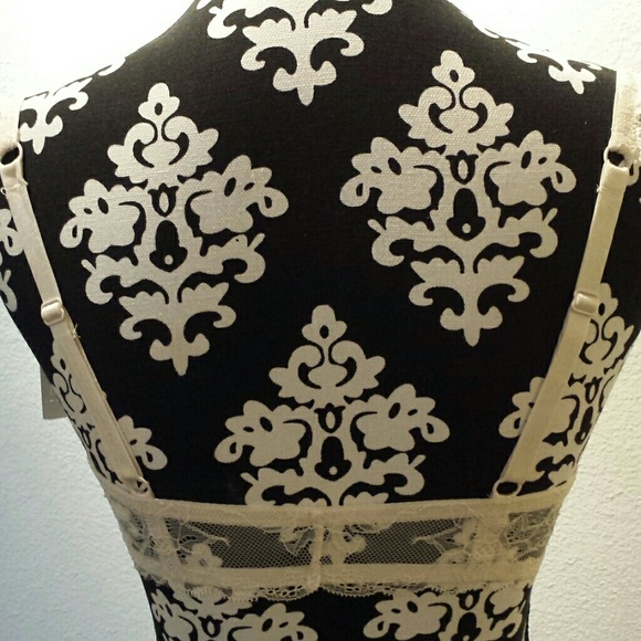 NWT Champagne push up bra - Picture 3 of 4