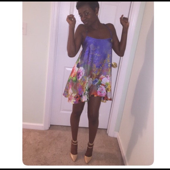 Floral swing dress.