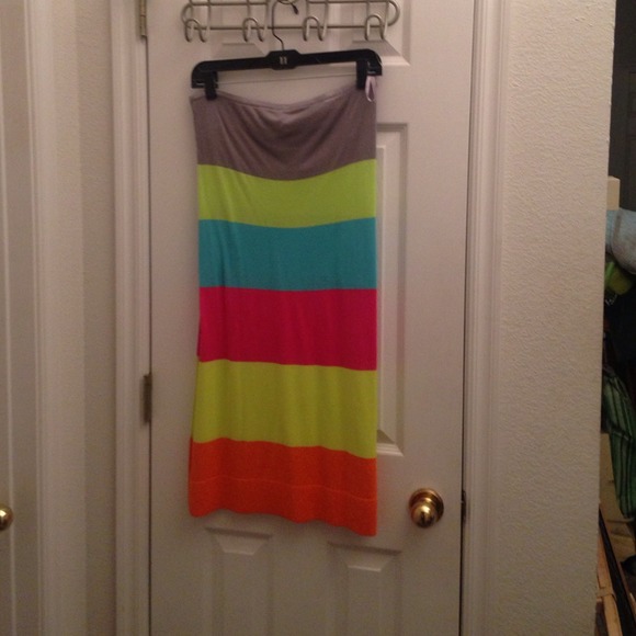 Trina Turk strapless sweater dress - Picture 1 of 1