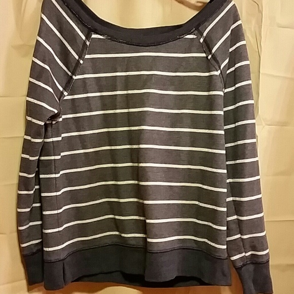 Aerie sweatshirt