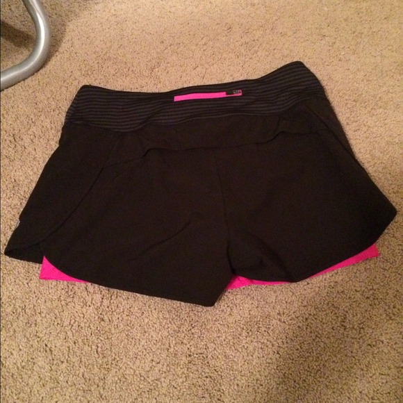 MPG shorts - Picture 2 of 3