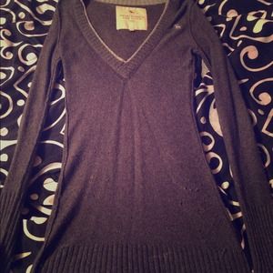 Long sleeved Abercrombie & Fitch sweater