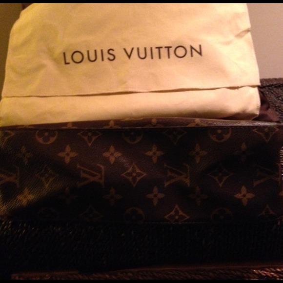 SOLD - Picture 3 of 4