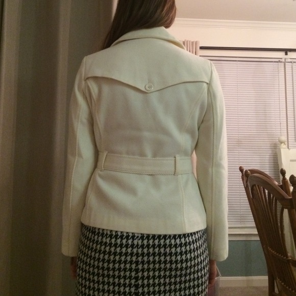 Ivory Jacket!! - Picture 2 of 2