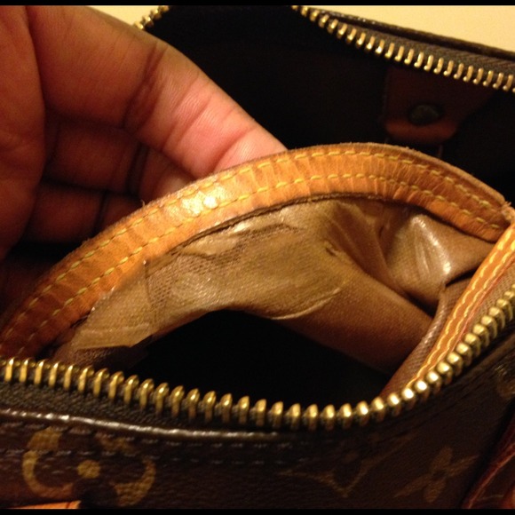 Sold - Picture 3 of 4