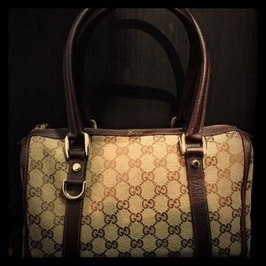 Gucci shoulder bag