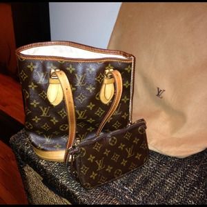 Authentic Louis Vuitton Bucket