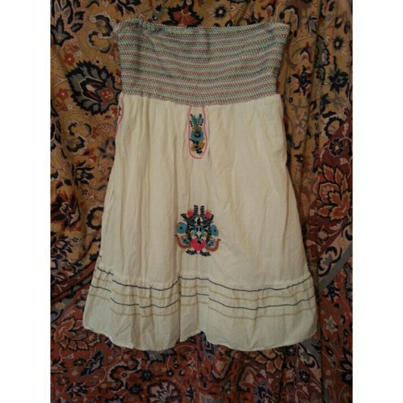 Embroidered tube sundress