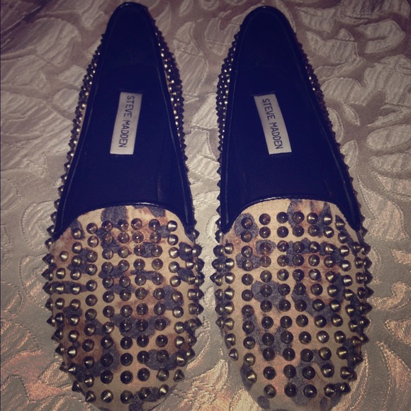 Steve Madden leopard studded slip ons size 8.5