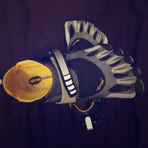 Vibram toe barefoot running shoes 🏃