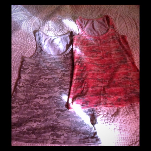 Camo Tanks