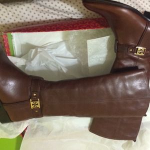 Tory burch boots