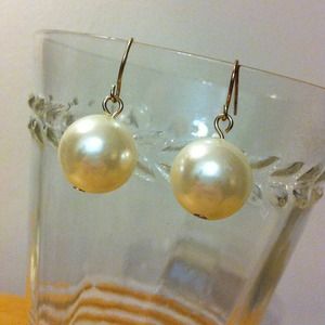 Pearl Drop Earrings